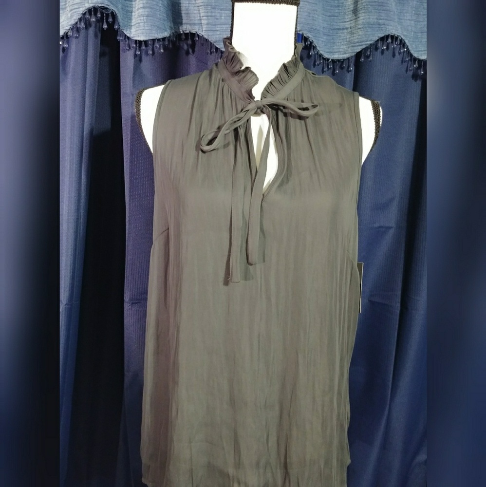 NWT Mossimo Ruffle Neck Tank Top